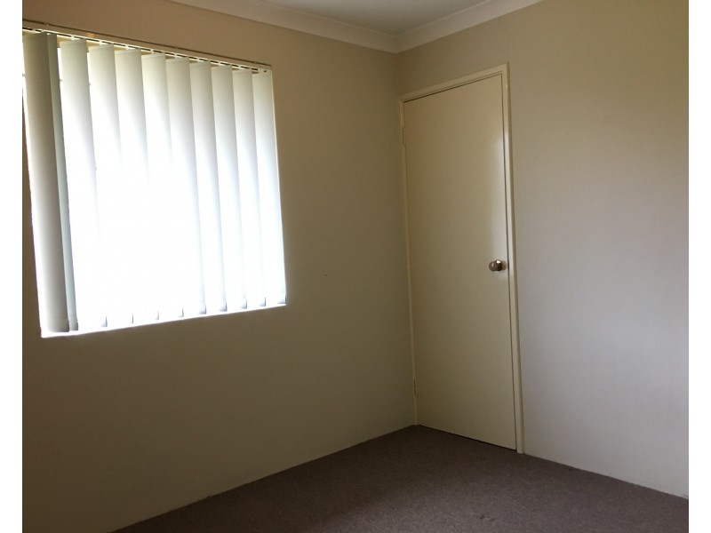 33 Charnley Gardens, Waikiki WA 6169