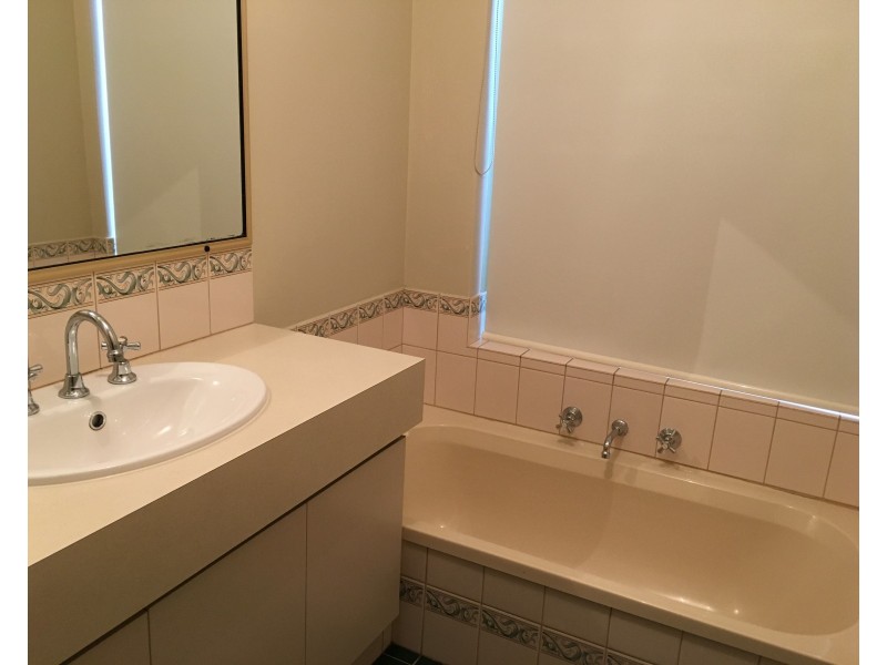 33 Charnley Gardens, Waikiki WA 6169