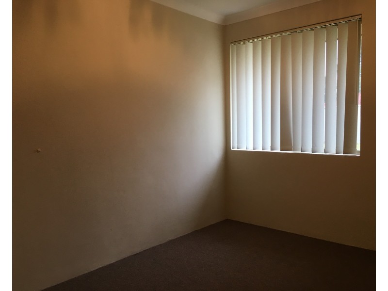 33 Charnley Gardens, Waikiki WA 6169