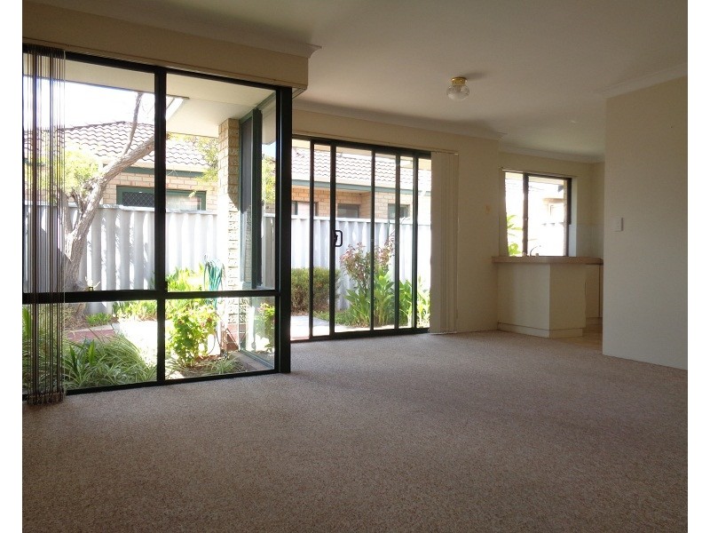 9/13-17 Virginia Place, Waikiki WA 6169