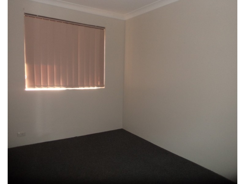 62 Unnaro Street, Hillman WA 6168