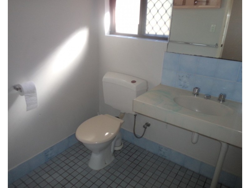 62 Unnaro Street, Hillman WA 6168