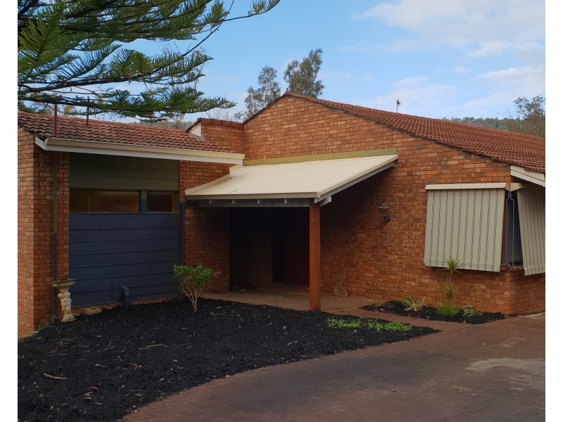 9 Soldiers Road, Roleystone WA 6111