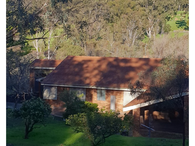 9 Soldiers Road, Roleystone WA 6111