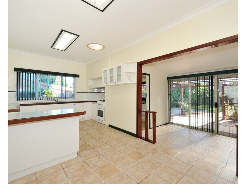 28 Lewington Street, Rockingham WA 6168