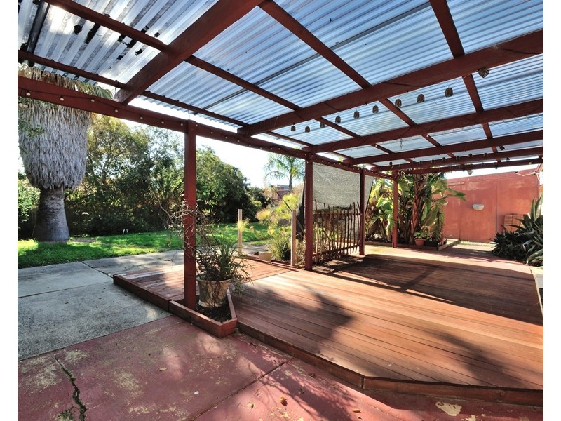 28 Lewington Street, Rockingham WA 6168