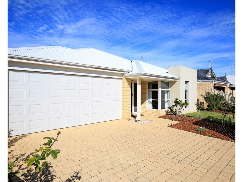 6 Jubata Gardens, Dudley Park WA 6210