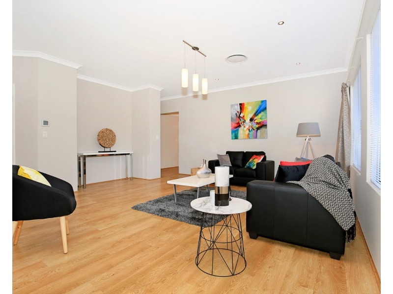 6 Jubata Gardens, Dudley Park WA 6210