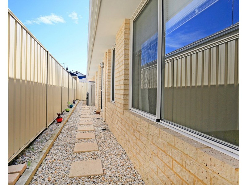 6 Jubata Gardens, Dudley Park WA 6210