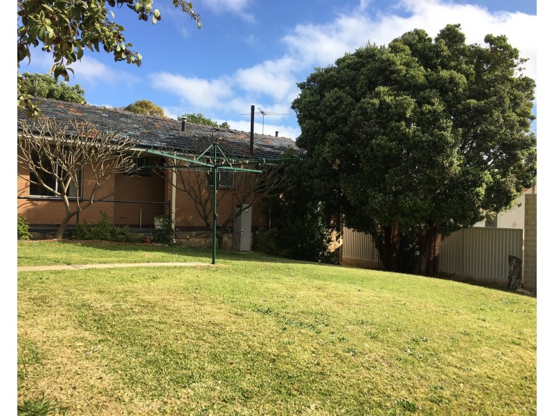 14 Liverpool Street, Shoalwater WA 6169