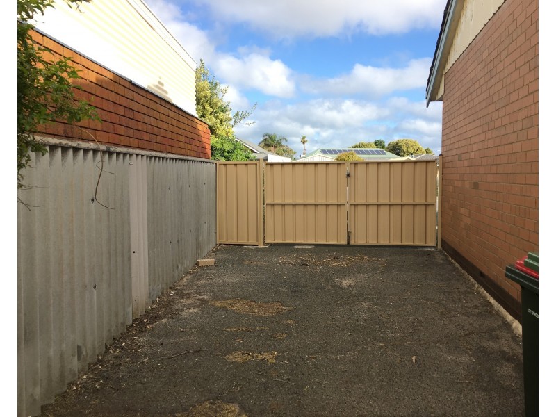 14 Liverpool Street, Shoalwater WA 6169