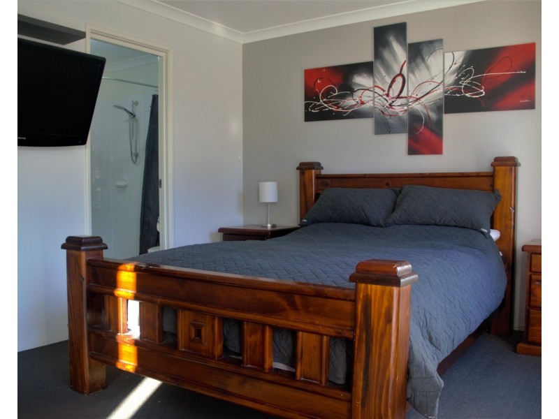 26 Shimmer Street, Wellard WA 6170