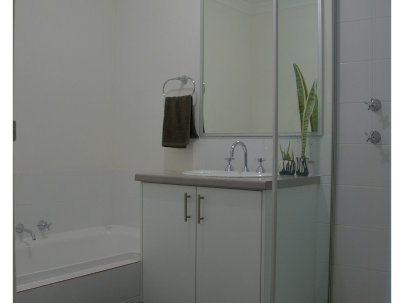 26 Shimmer Street, Wellard WA 6170