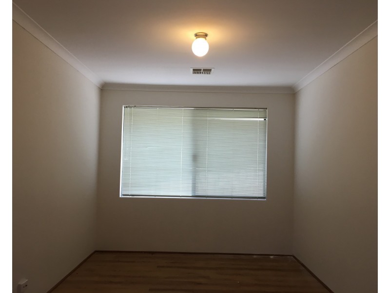 3 Stradbroke Road, Secret Harbour WA 6173