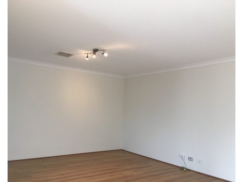 3 Stradbroke Road, Secret Harbour WA 6173