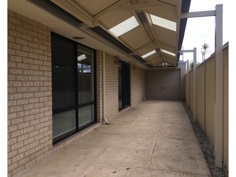 3 Stradbroke Road, Secret Harbour WA 6173