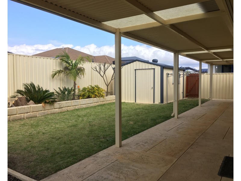 3 Stradbroke Road, Secret Harbour WA 6173