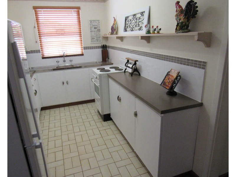 42B Frederick Street, Shoalwater WA 6169