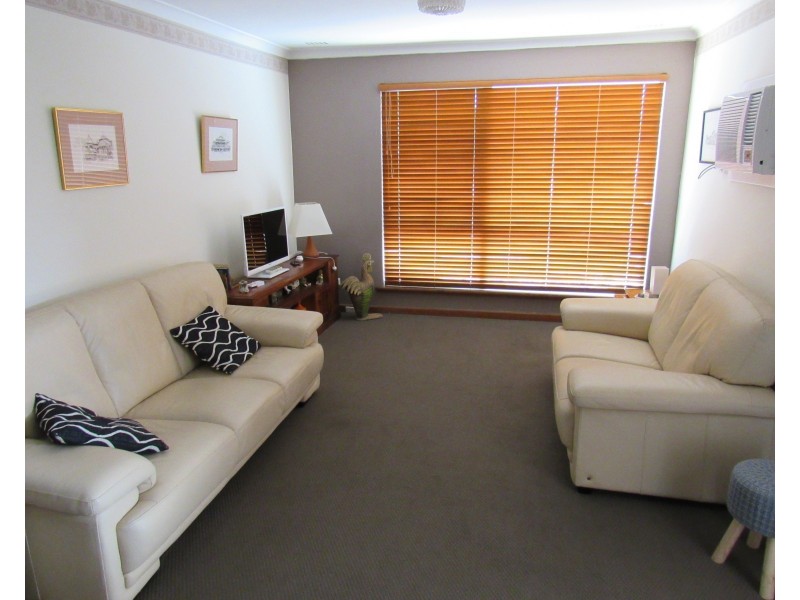 42B Frederick Street, Shoalwater WA 6169