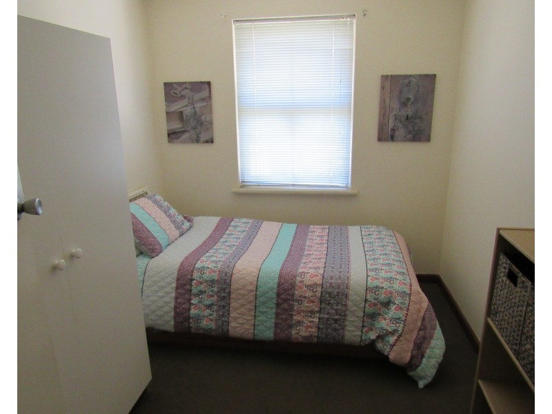 42B Frederick Street, Shoalwater WA 6169