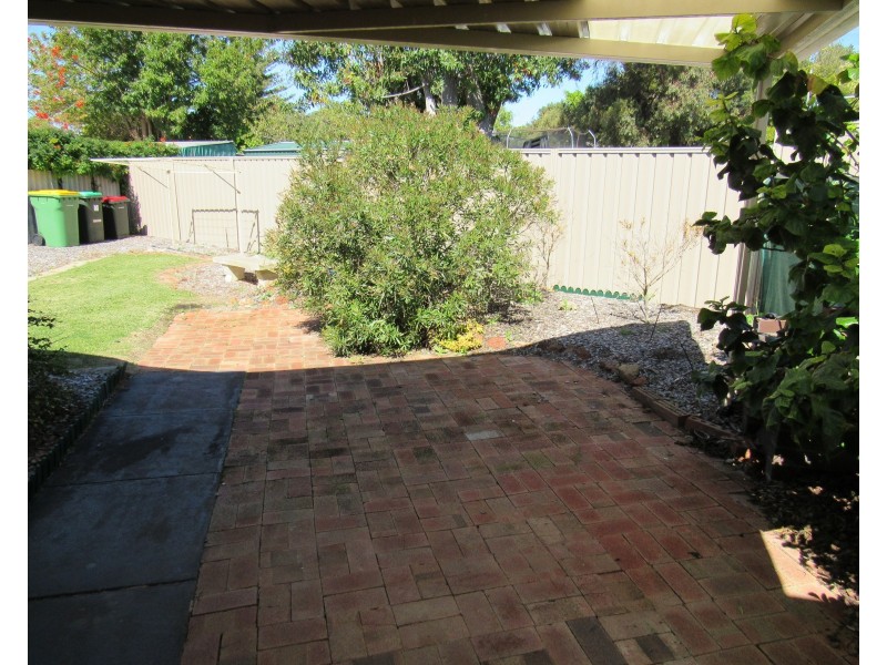 42B Frederick Street, Shoalwater WA 6169