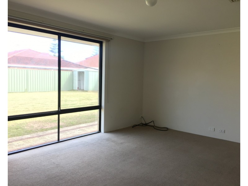 10 Caldera Way, Port Kennedy WA 6172