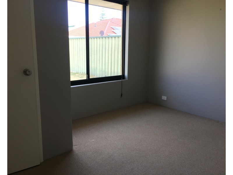 10 Caldera Way, Port Kennedy WA 6172