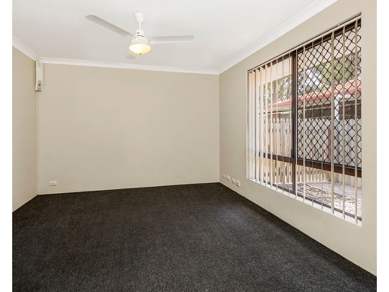 62 Unnaro Street, Hillman WA 6168