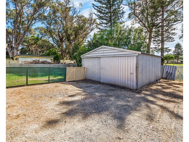 62 Unnaro Street, Hillman WA 6168