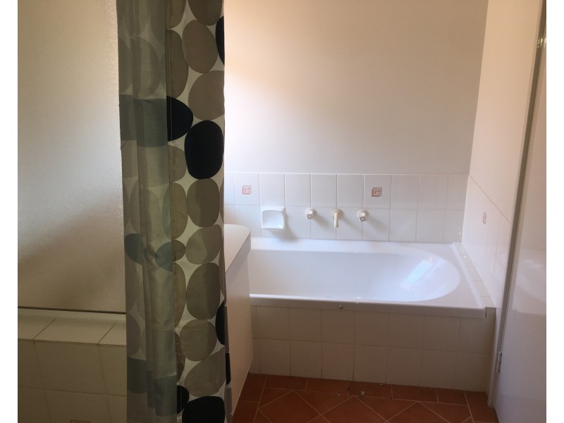 11/10 Nabberu Loop, Cooloongup WA 6168
