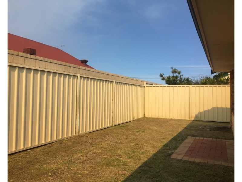 11/10 Nabberu Loop, Cooloongup WA 6168