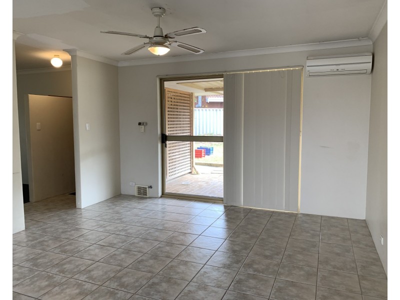 8 Wills Court, Cooloongup WA 6168