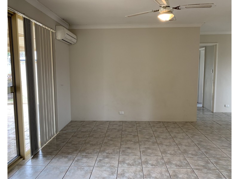 8 Wills Court, Cooloongup WA 6168