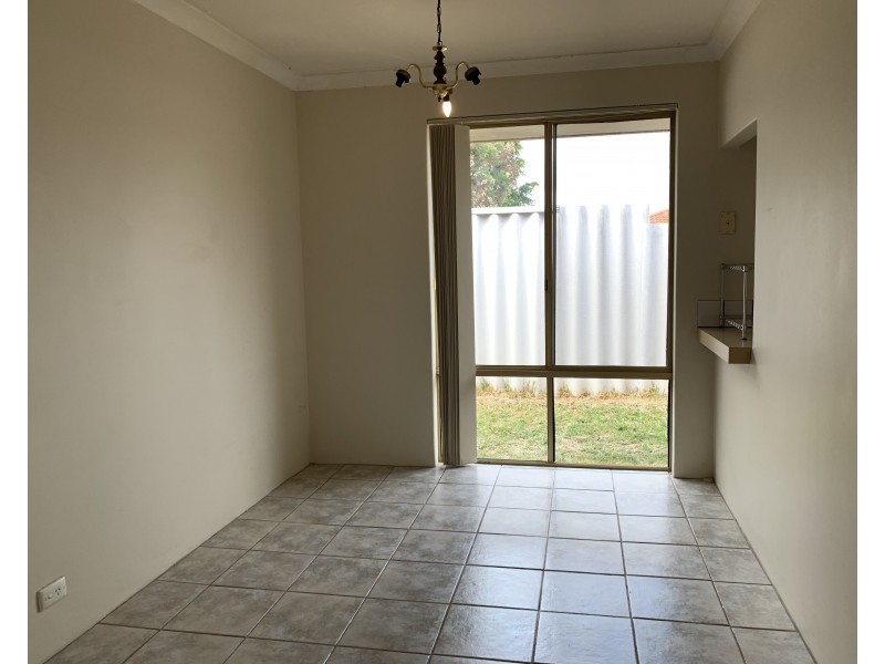 8 Wills Court, Cooloongup WA 6168
