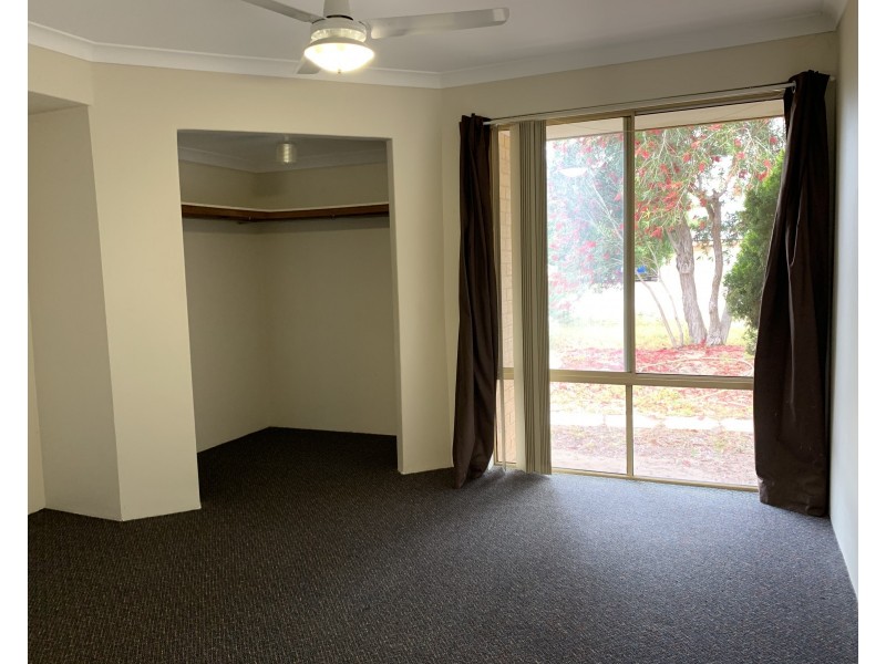 8 Wills Court, Cooloongup WA 6168