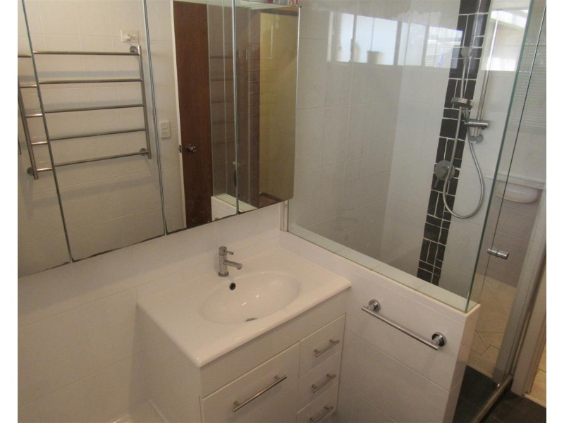 26 Thomas Street, Safety Bay WA 6169