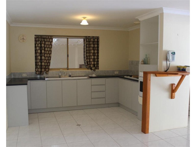 3 Camm Place, Waikiki WA 6169