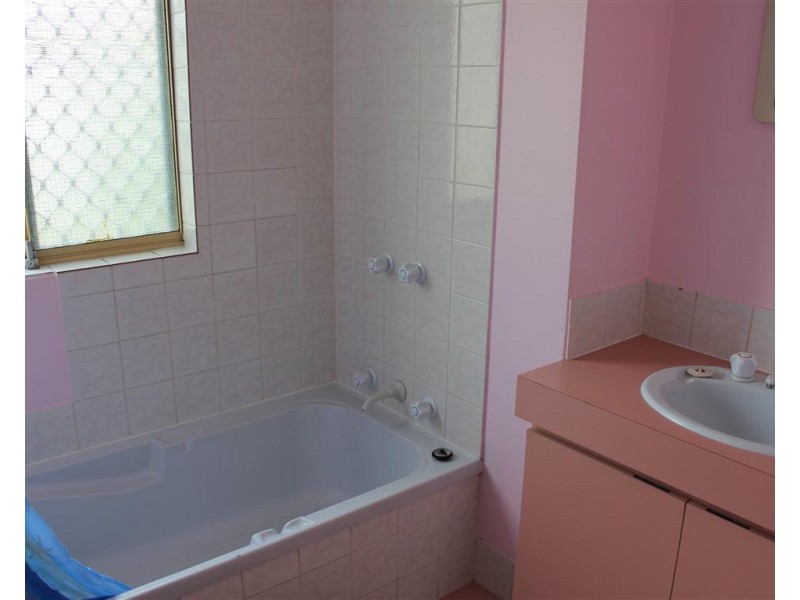 3 Camm Place, Waikiki WA 6169