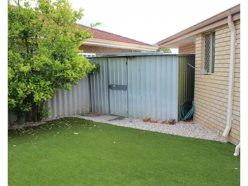 3 Camm Place, Waikiki WA 6169