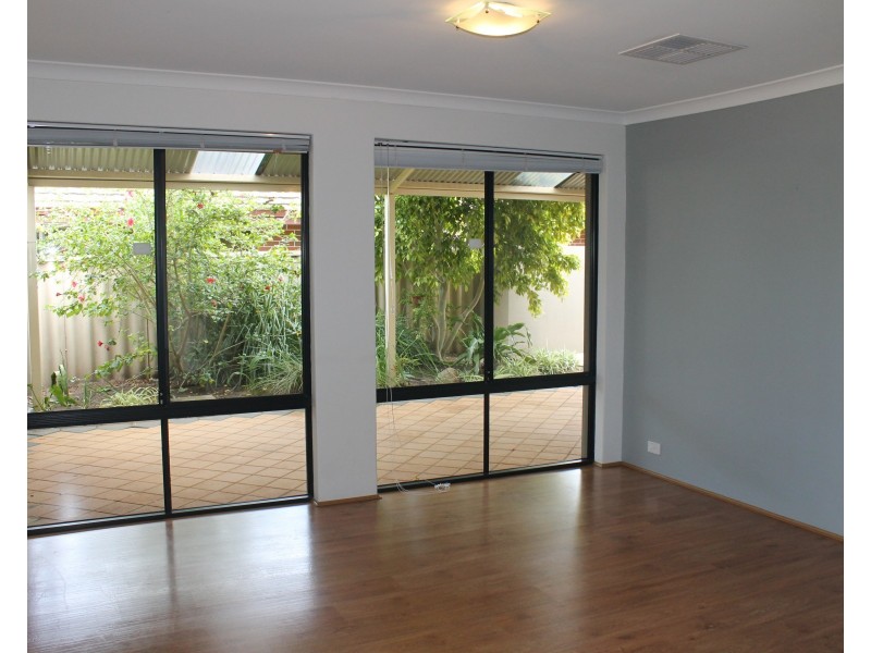 48 Grand Ocean Boulevard, Port Kennedy WA 6172