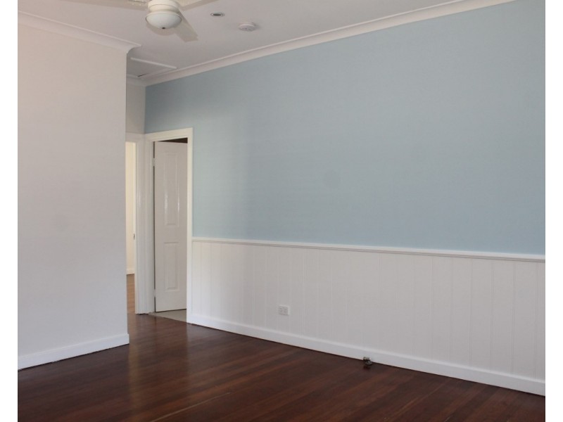 28 Grover Way, Medina WA 6167