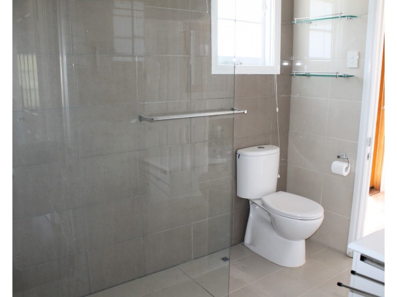 28 Grover Way, Medina WA 6167