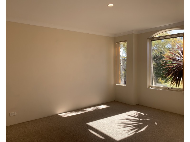 56 Grove Street, Shoalwater WA 6169