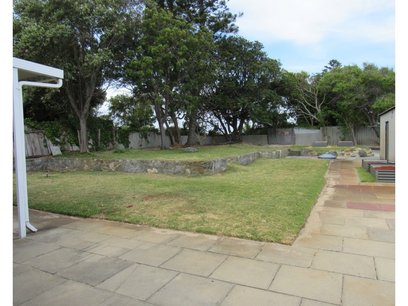 50 Frederick Street, Shoalwater WA 6169