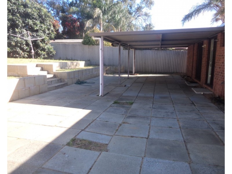 22 Cimbor Way, Parmelia WA 6167
