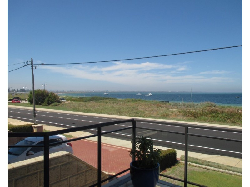 190 Arcadia Drive, Shoalwater WA 6169