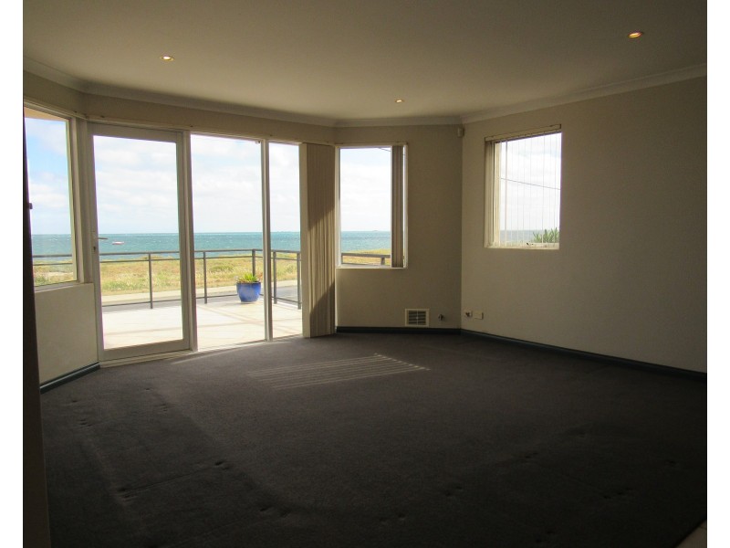 190 Arcadia Drive, Shoalwater WA 6169