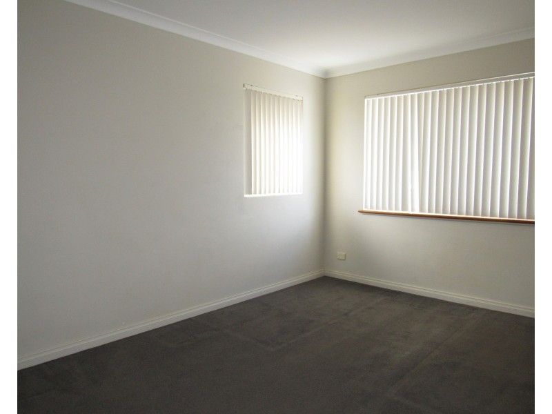 190 Arcadia Drive, Shoalwater WA 6169