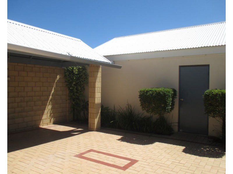 190 Arcadia Drive, Shoalwater WA 6169