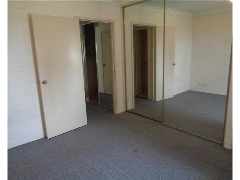 8/436 Safety Bay Road, Safety Bay WA 6169